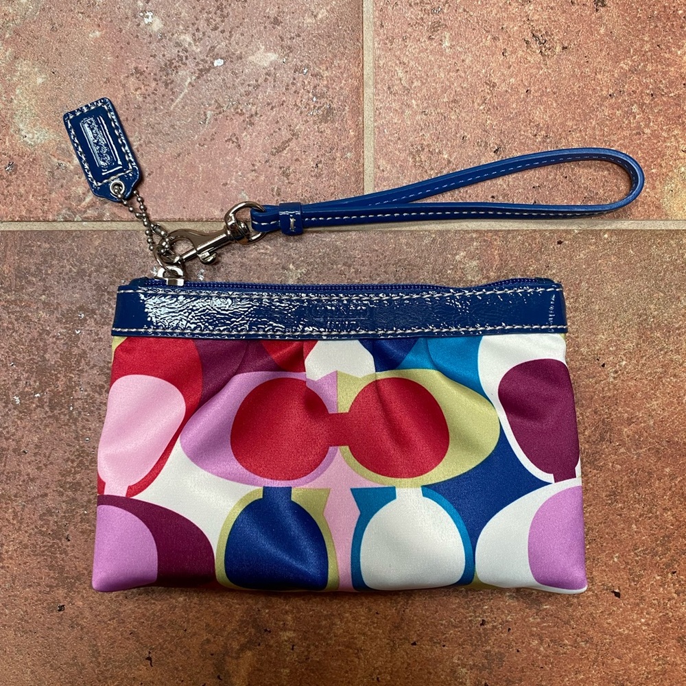 Coach Sateen Scarf Print Wristlet